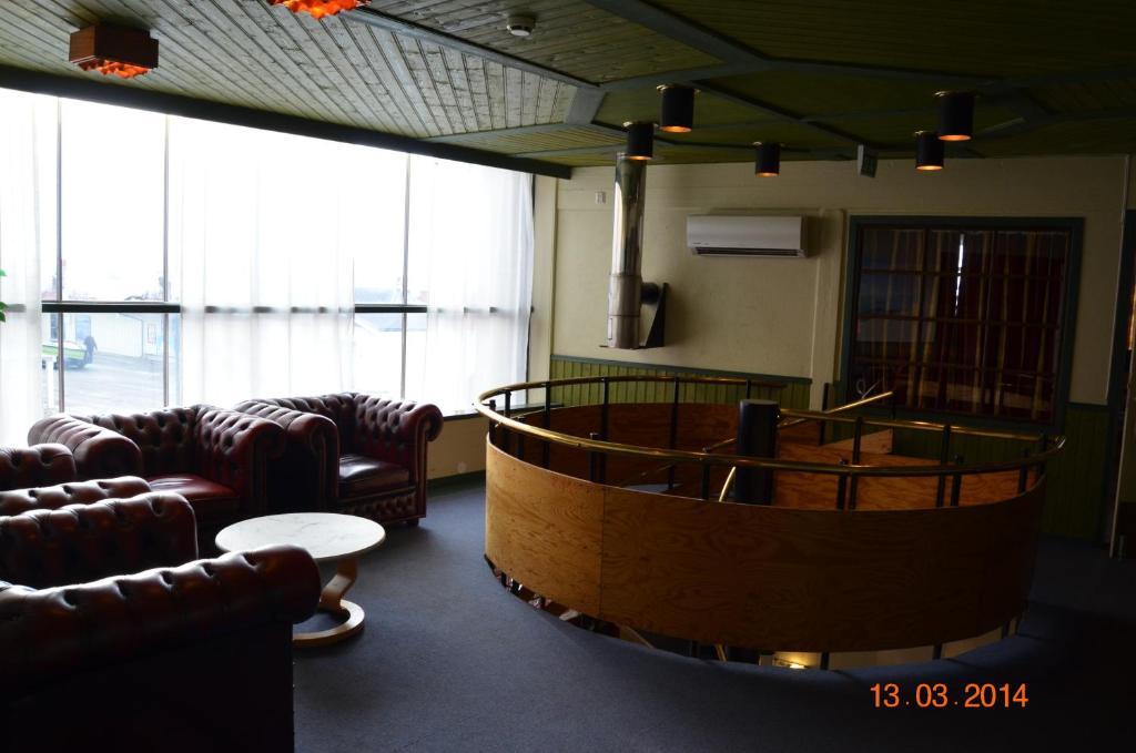 Mehamn Arctic Hotel Екстериор снимка